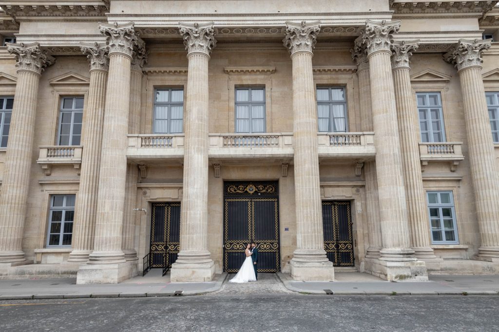 Parijse gevel tijdens de styled wedding shoot in Parijs