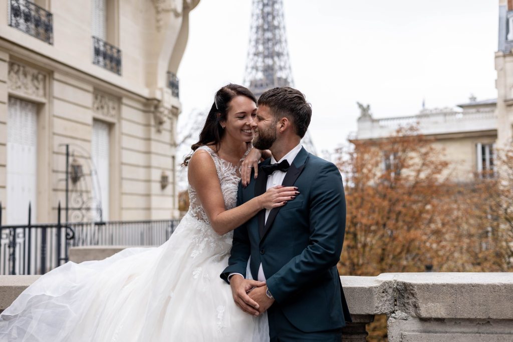 Portret parijse straat tijdens de styled wedding shoot in Parijs