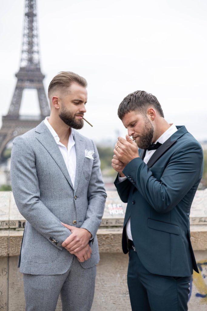Trouwpakken tijdens de styled wedding shoot in Parijs